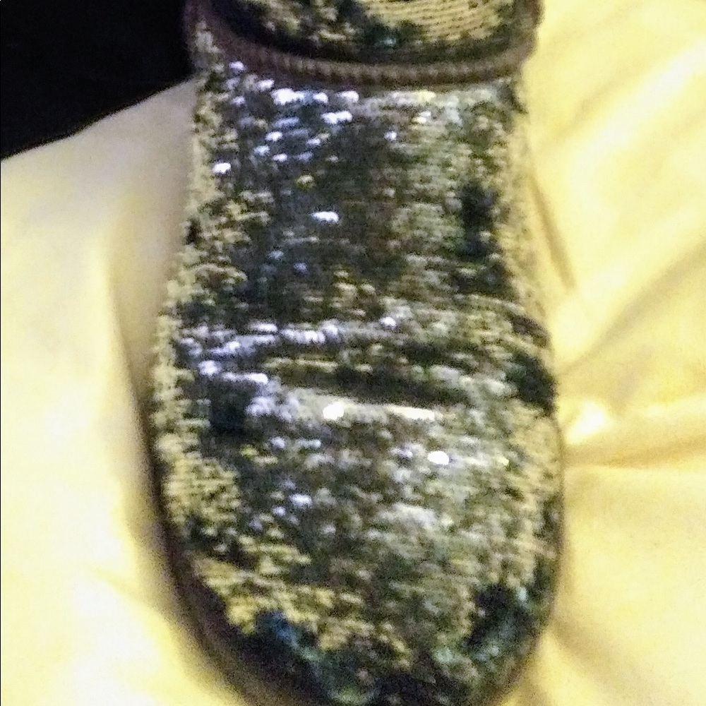 Ugg sequin size 8.5